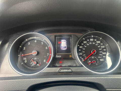 2016 Volkswagen Golf GTI SE