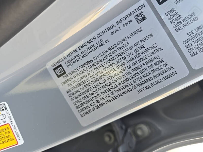 2025 GMC Sierra EV Denali