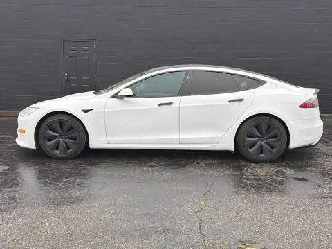 2021 Tesla Model S Plaid