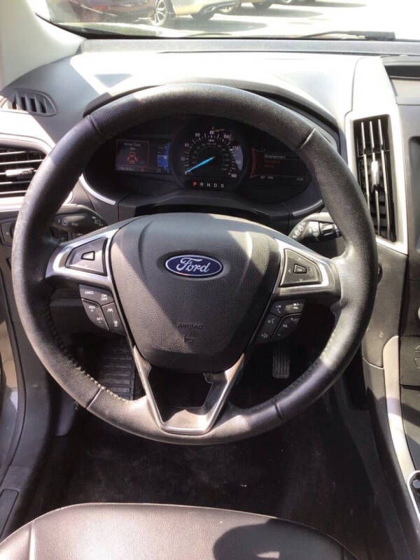 2020 Ford Edge SEL