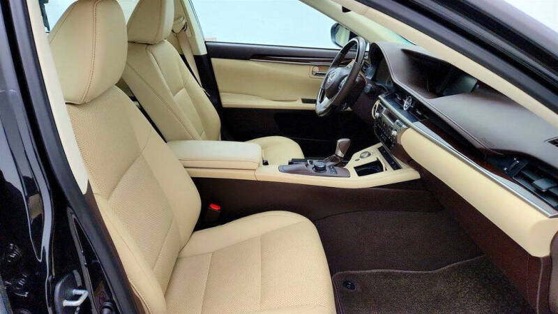 2017 Lexus ES 350