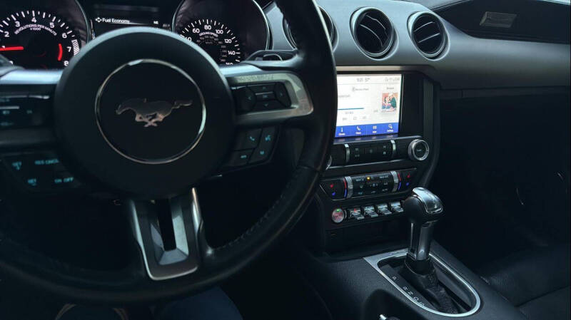 2021 Ford Mustang