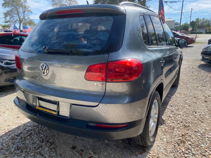 2016 Volkswagen Tiguan S photo 5