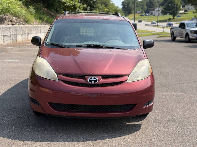 2007 Toyota Sienna CE 7-Passenger