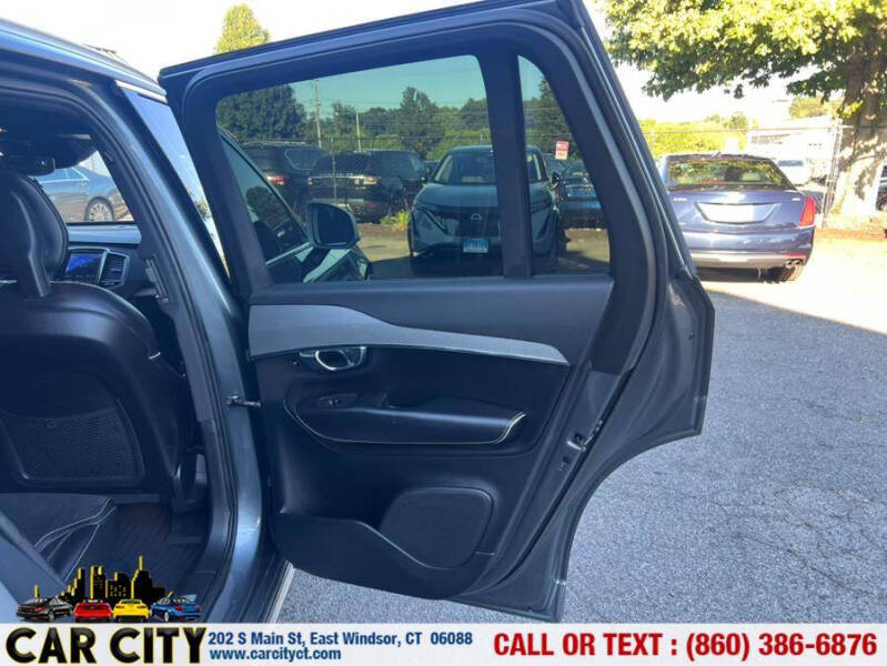 2017 Volvo XC90 T5 R-Design