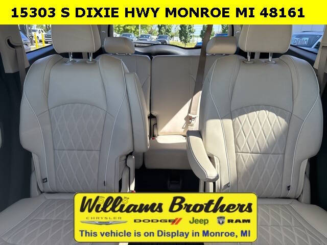 2023 Buick Enclave Avenir