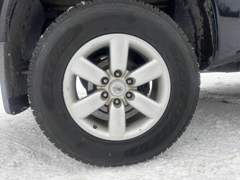 2012 Nissan Titan SV