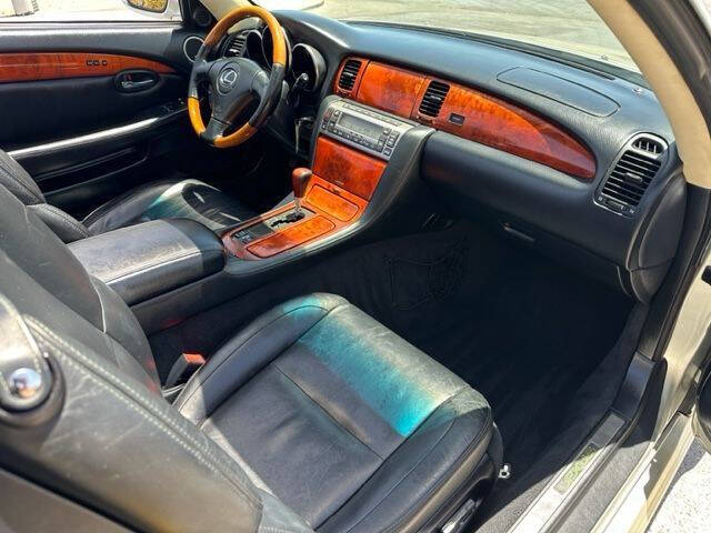 2002 Lexus SC 430