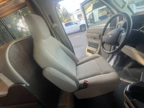 2019 Thor Motor Coach Freedom Elite