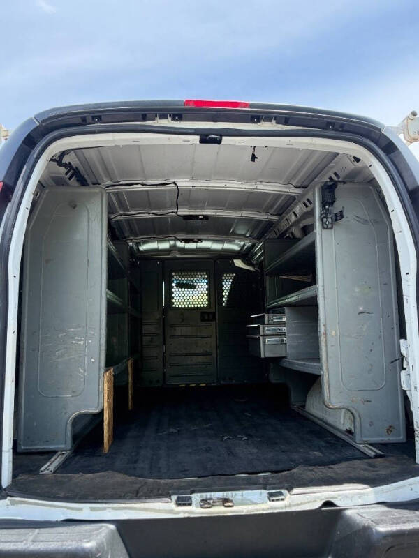 2016 Chevrolet Express 2500