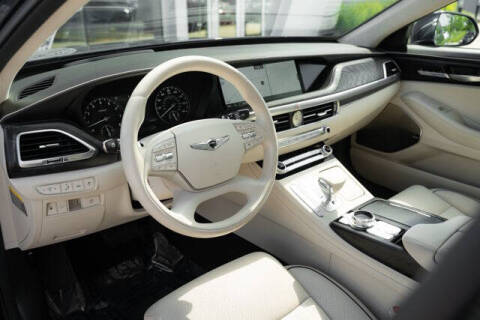 2022 Genesis G90