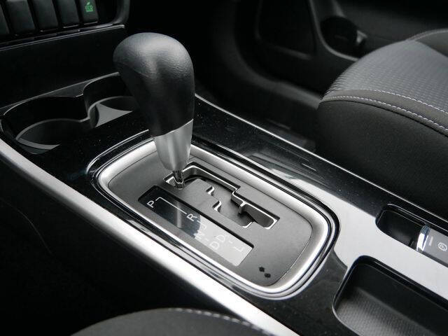 2020 Mitsubishi Outlander ES