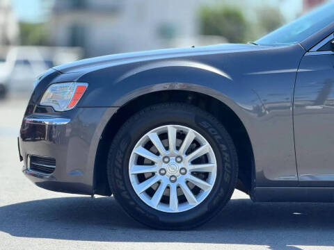 2014 Chrysler 300