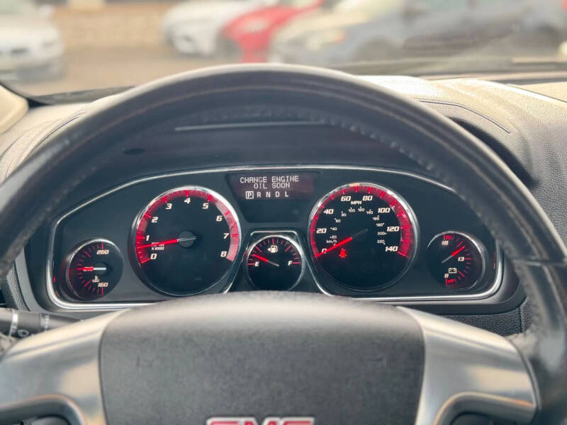 2016 GMC Acadia SLE-2