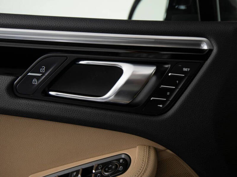 2021 Porsche Macan S