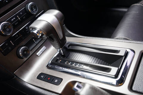 2012 Ford Mustang V6