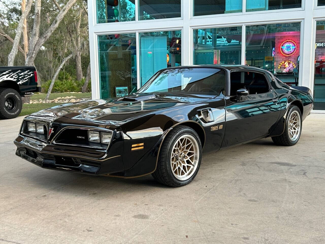 1977 Pontiac Trans Am 13