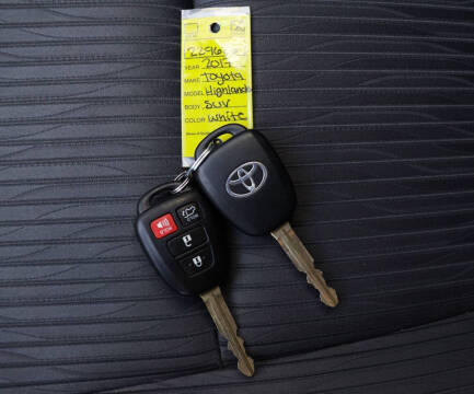 2017 Toyota Highlander LE Plus