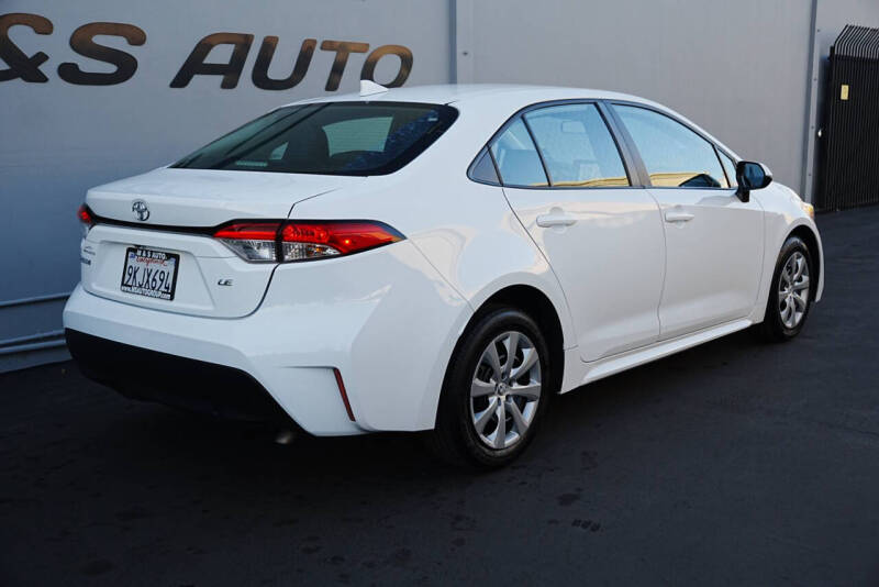 2024 Toyota Corolla LE