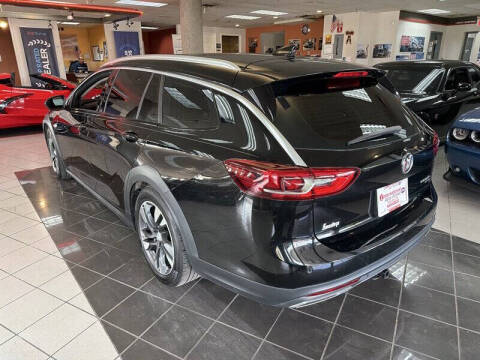 2019 Buick Regal TourX Essence