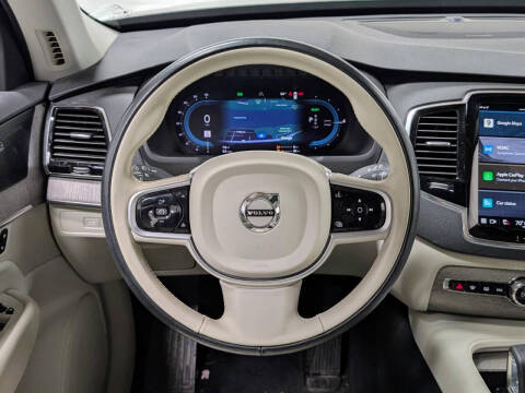 2025 Volvo XC60 B5 Plus Dark Theme