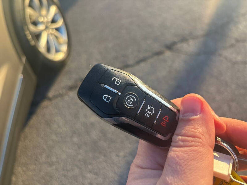 2016 Lincoln MKC Select