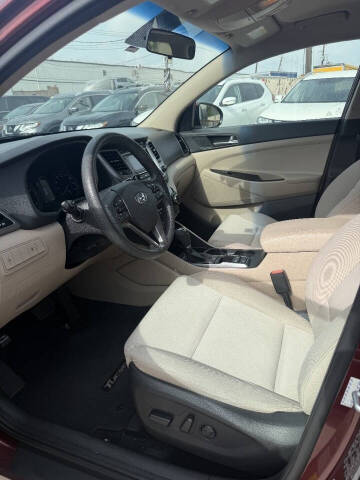 2017 Hyundai Tucson SE