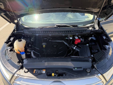 2018 Ford Edge SE