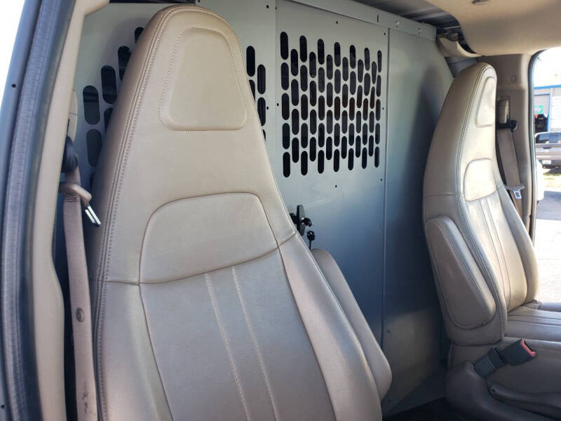 2022 Chevrolet Express 2500