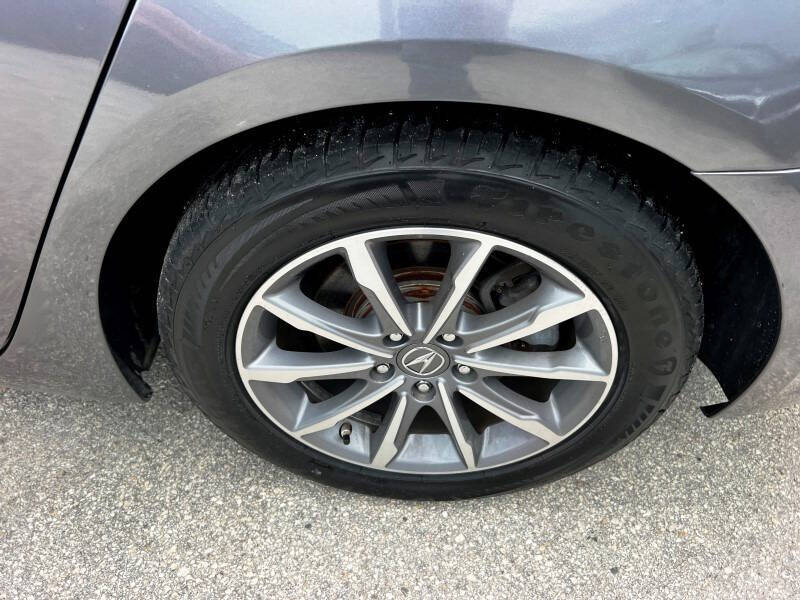 2018 Acura TLX Base photo 35