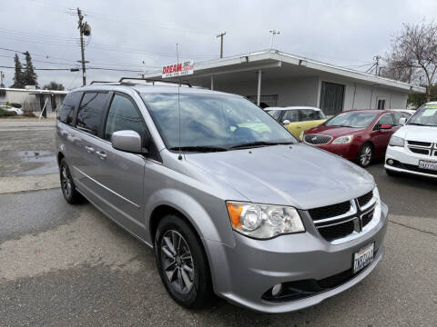 2017 Dodge Grand Caravan for sale at Dream Motors in Sacramento CA