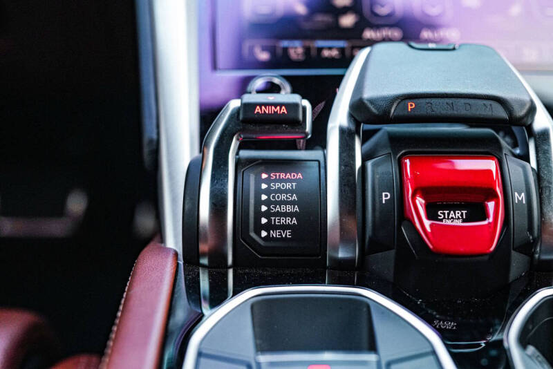 2020 Lamborghini Urus