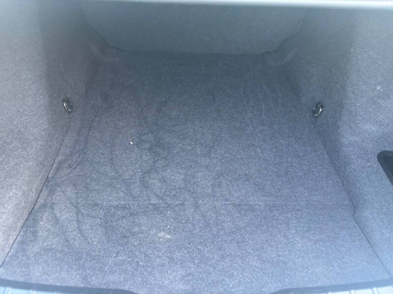 2011 BMW 5 Series 528i