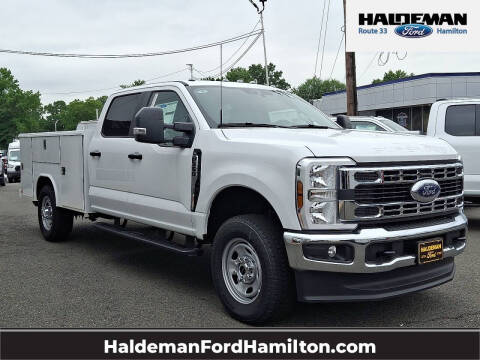 2025 Ford F-350 Super Duty XL