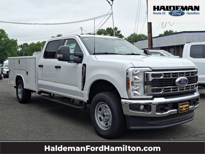 2025 Ford F-350 Super Duty XL
