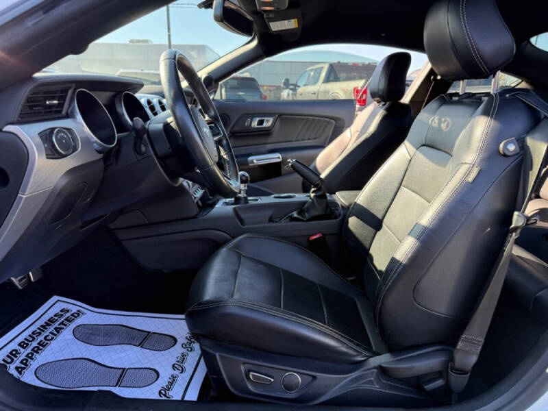 2019 Ford Mustang EcoBoost Premium