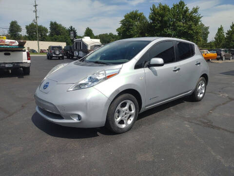 2012 Nissan LEAF for sale at Cruisin' Auto Sales in Madison IN