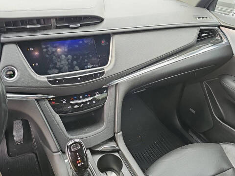 2020 Cadillac XT5 Premium Luxury