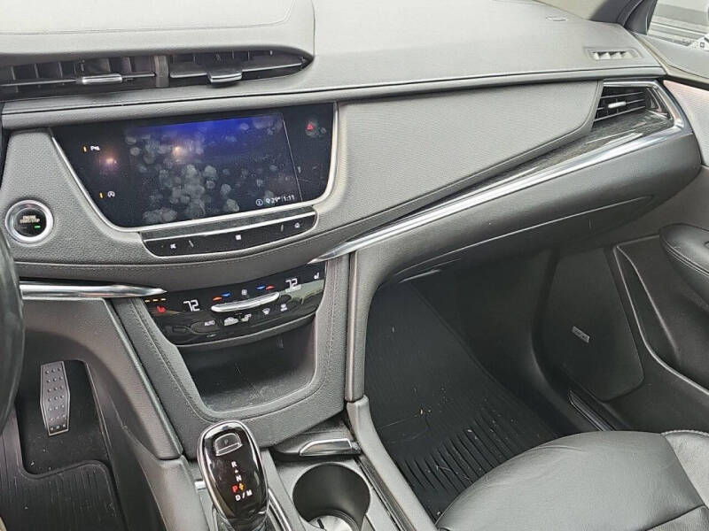 2020 Cadillac XT5 Premium Luxury