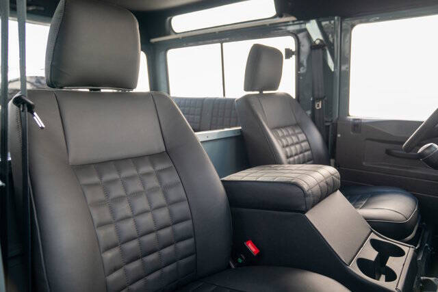 1995 Land Rover Defender 32