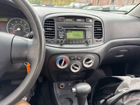 2009 Hyundai Accent GS