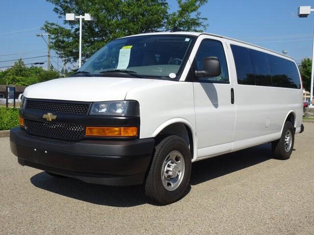 2024 Chevrolet Express LS 3500