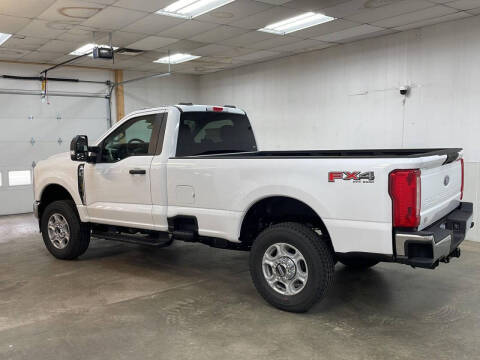 2026 Ford F-350 Super Duty XLT