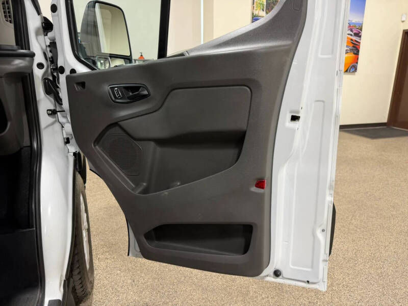 2023 Ford Transit