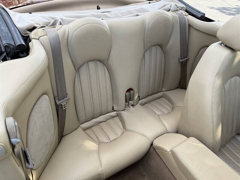 2005 Jaguar XK-Series 16