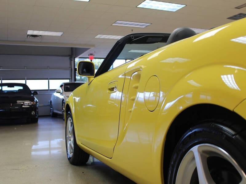 2004 Toyota MR2 Spyder