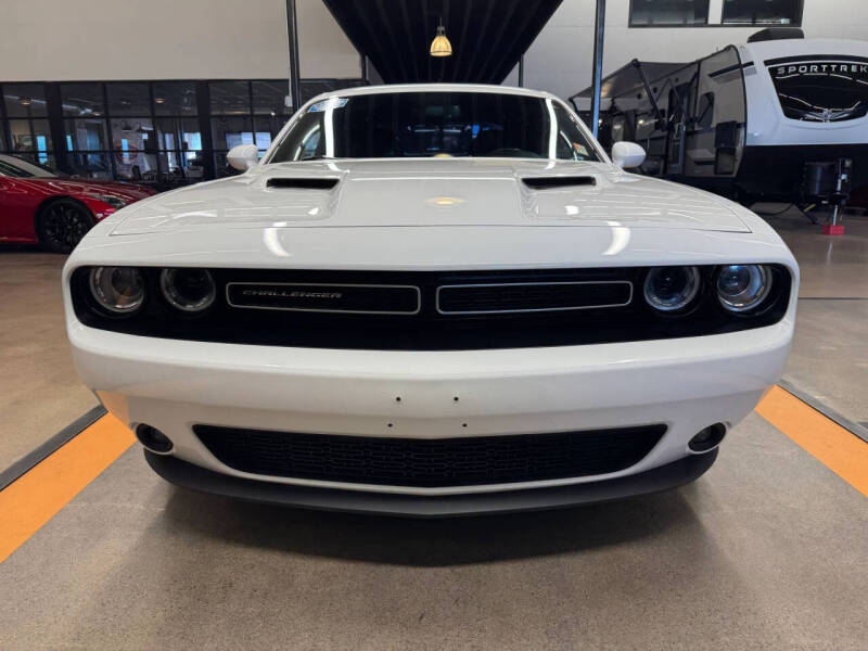 2015 Dodge Challenger SXT Plus