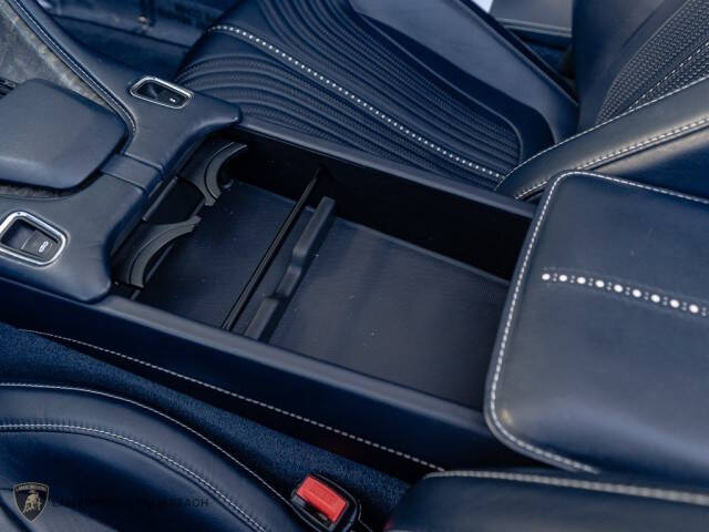 2019 Aston Martin DB11 Volante