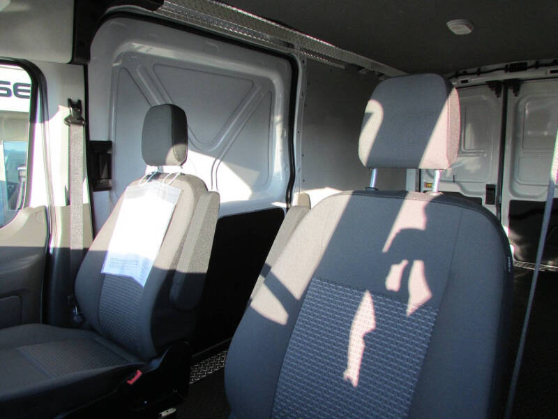 2024 Ford Transit 250