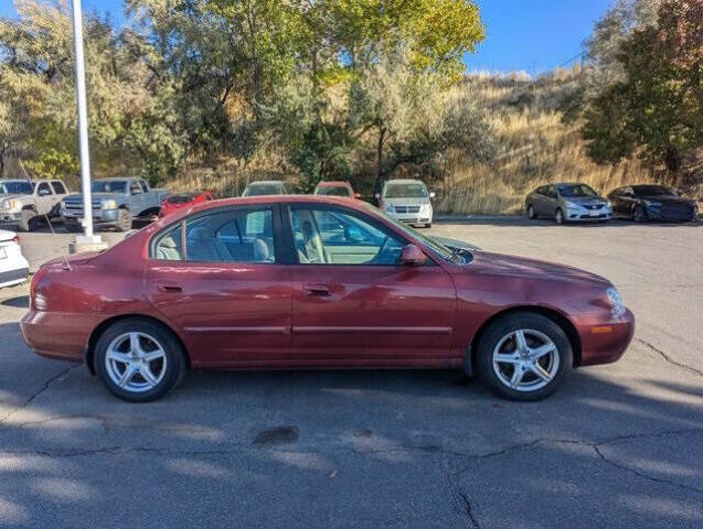 2002 Hyundai ELANTRA for sale at Axio Auto Boise in Boise, ID